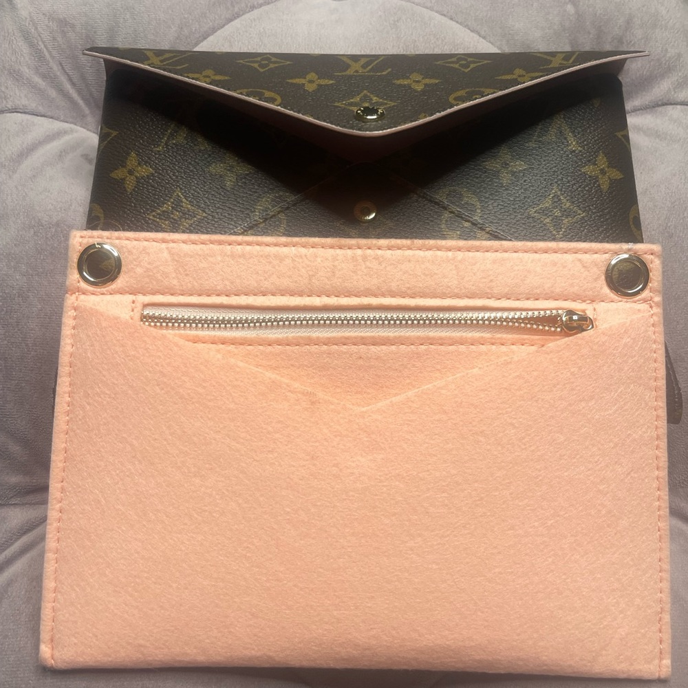 Large- Kiragami Pouchette w/insert